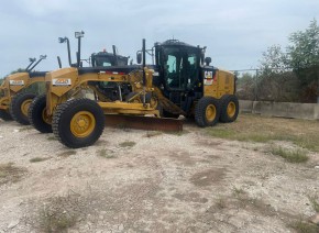 2014 Cat 140M2