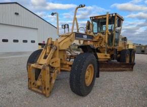1998 Cat 140H