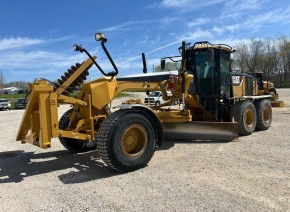 2008 Cat 140M