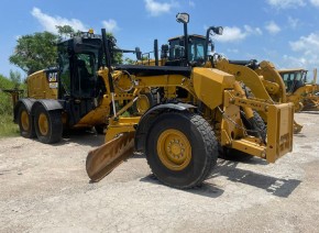 2018 Cat 12M3