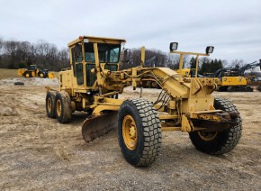 1984 Cat 140G