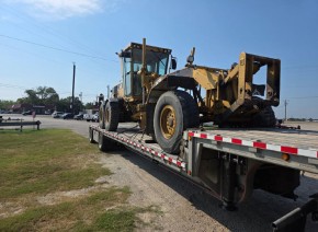2005 Cat 140H
