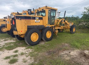 2006 Cat 140H