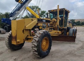 2006 Cat 140H