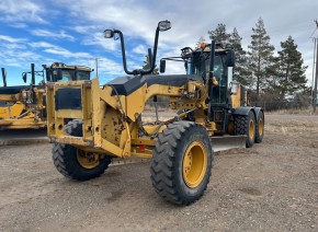 2008 Cat 140M