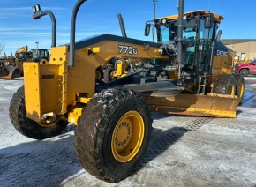 2018 John Deere 772G