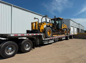 2020 John Deere 772GP